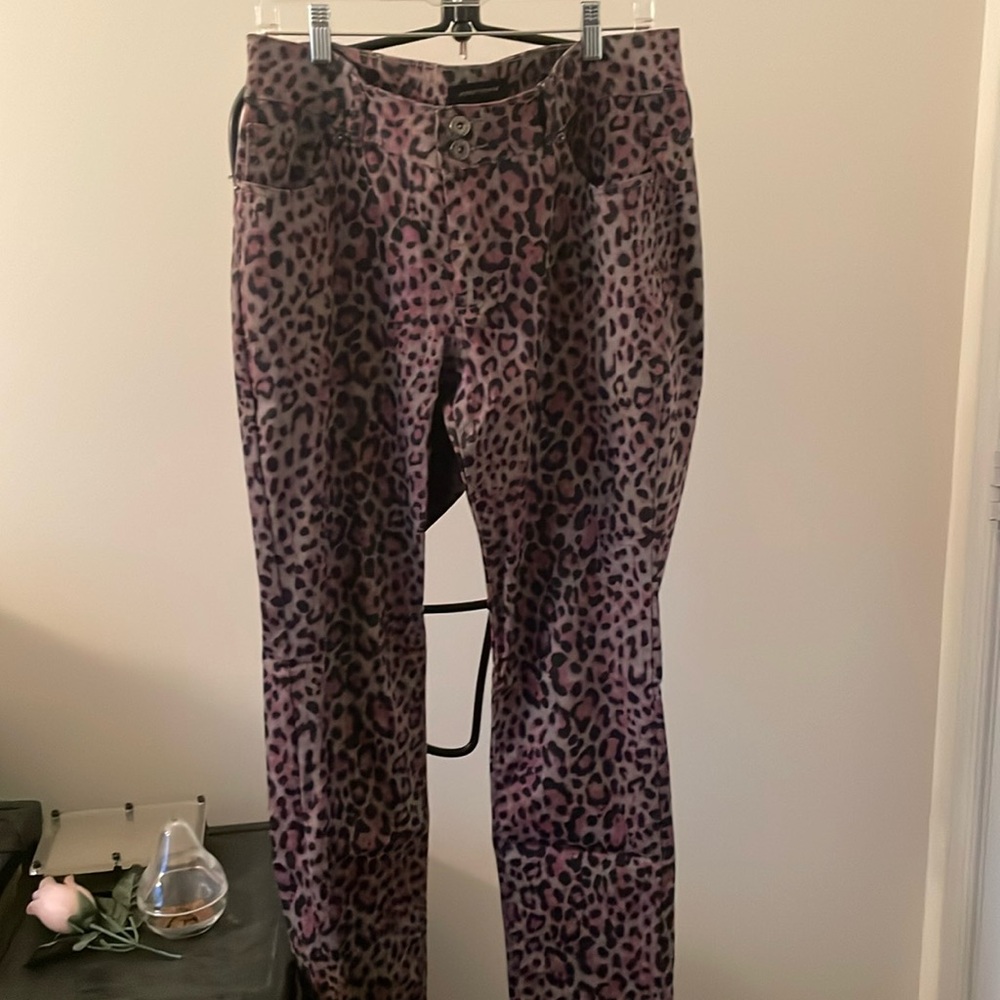 Plus size Pink and gray leopard print jeggins